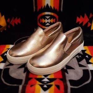 Women's Steve Madden shoes